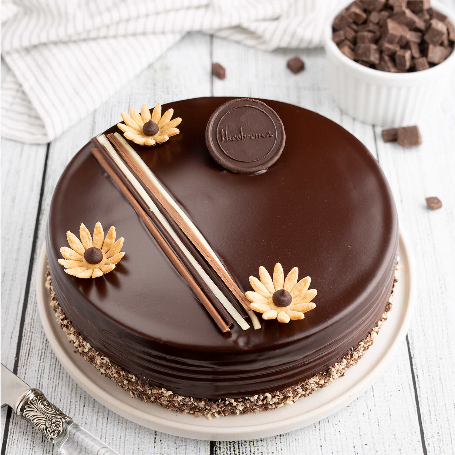 Eggless Chocolate Truffle Cool Cake [1 kg]