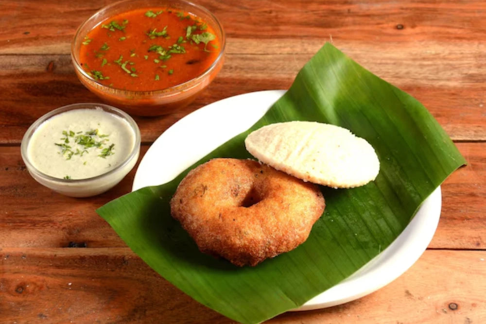 Idly (1) + Vada (1) Sambar