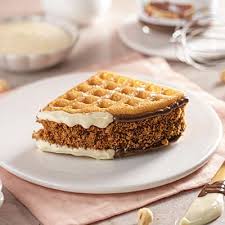 Biscoff Cheesecake* Waffle