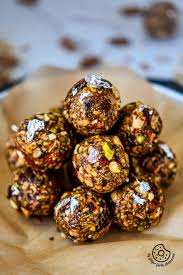 Dry Nut Laddu